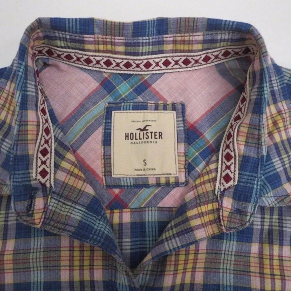 Hollister Plaid Shirt Size Small Button Down - Picture 4 of 4